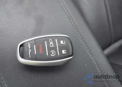 2018 Alfa Romeo Stelvio Awd из США, поврежденный, VIN ZASFAKAN4J7B75395